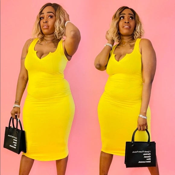 TRENDY SUMMER CASUAL SOFT BASIC DAYLILY YELLOW SPLIT V NECK SLEEVELESS TANK TOP - Picture 2 of 3